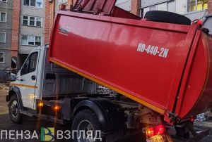 В Кузнецке решат проблему с вывозом мусора на улице Замойского