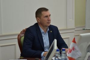 Денисов поручил усилить разъяснительную работу с населением Пензы