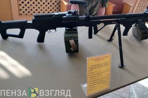 Пензенский коллекционер оружия передал свои ружья на нужды СВО
