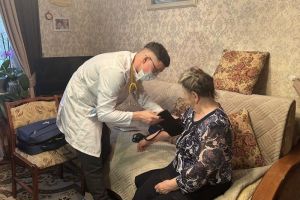 В 2025 году пензенские медики осмотрели на дому более 1500 ветеранов ВОВ