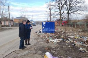В Сурске убрали мусор с улицы после вмешательства прокуратуры