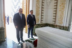 Мельниченко почтил память первого президента Республики Узбекистан