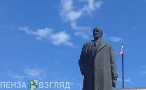 Златогорский: «У нас в центре Кузнецка пять памятников Ильичу»