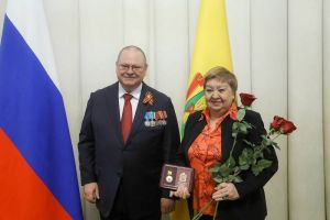 Губернатор Мельниченко наградил деятелей спорта Пензенской области