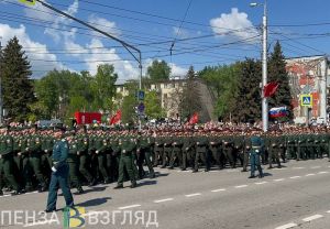 В Пензе в честь 80-й годовщины со Дня Победы состоялся парад