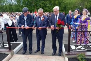 В Каменском районе открыли мемориальный комплекс в честь участников ВОВ