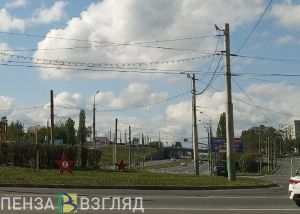 Полосу под мостом на ул. 8 Марта в Пензе перекрыли из-за угрозы падения плиты