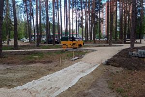 В зареченском сквере Демакова проложили новые аллеи