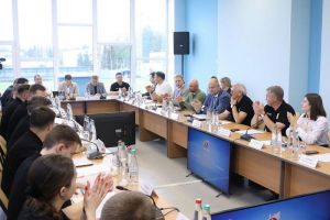 В Пензе спикеры региональных парламентов начали работу на заседании Совета законодателей Приволжья