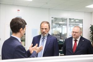 Игорь Комаров осмотрел в Пензе производство новых медицинских изделий