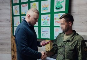 В зоне СВО пензенским военнослужащим вручили награды