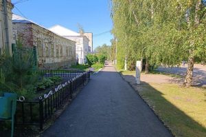 В Белинском приводят в порядок пешеходную зону на улице Красноармейской
