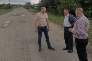 Дороги на пяти улицах в Иссе отремонтируют до сентября