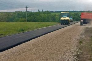 В Тамалинском районе с опережением ремонтируют дорогу между поселками