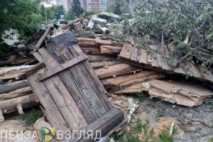 В Пензе предупредили о сносе двух самовольных построек