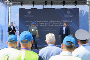 Мельниченко и Новиков посетили учения по ликвидации последствий ДТП под Пензой