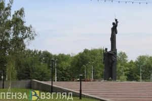 У монумента Победы в Пензе обновят «Книгу Памяти»