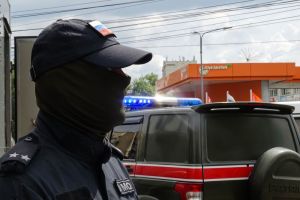Пензенцам вручили повестки в военкомат во время рейда по дорогам города