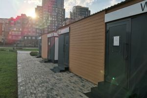 Пензенцы пожаловались на вечно закрытый туалет на набережной Суры