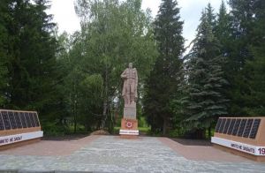 В Камешкирском районе обновили мемориал воинам Великой Отечественной войны