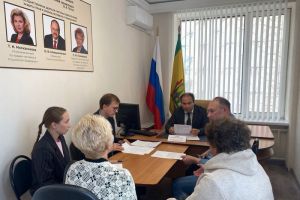 Владимир Фомин провел прием граждан