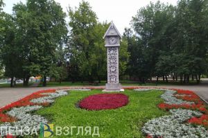 В Пензе отремонтируют плитку возле часов с кукушкой