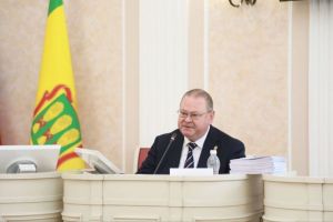 Мельниченко прокомментировал поправки в региональное законодательство