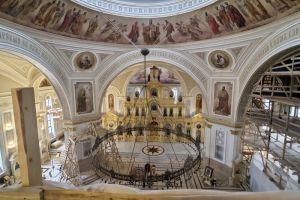 В Пензе продолжается роспись интерьеров Спасского кафедрального собора