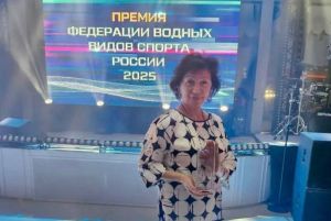 Пензенский тренер стала лучшей в России по подготовке юных прыгунов в воду