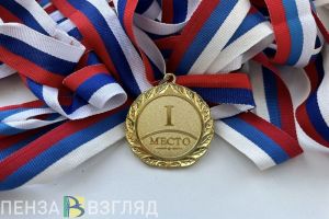 Мельниченко поздравил пензенских спортсменов с Днем самбо