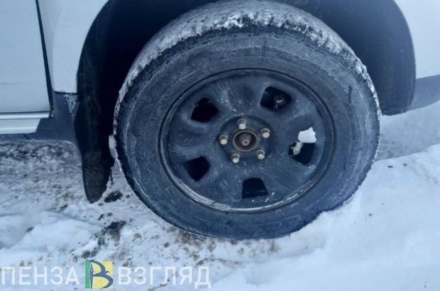 В Пензе перекрыли проезд на участке из-за утечки на инженерных сетях