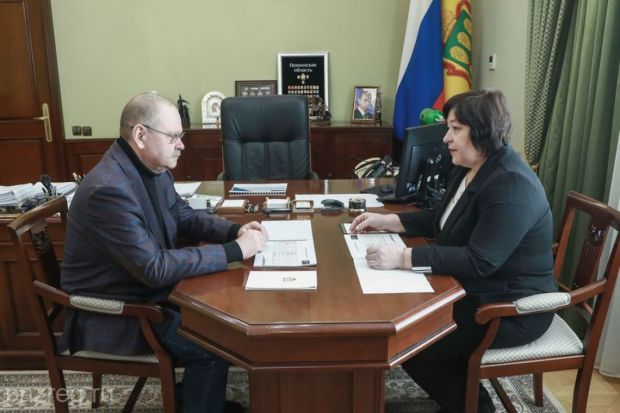 Мельниченко обсудил с главой пензенского УФАС ситуацию с ценами в регионе