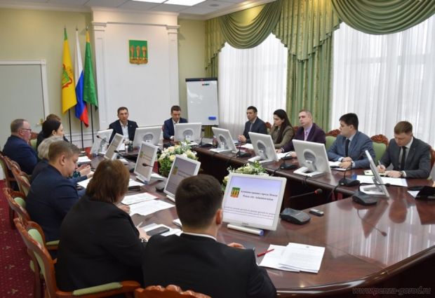 В Пензе ужесточат контроль за очисткой крыш и балконов от наледи