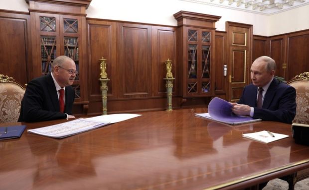 Владимир Путин провел рабочую встречу с Олегом Мельниченко