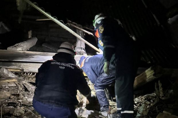 В селе Пензенской области женщина погибла при обрушении крыши дома