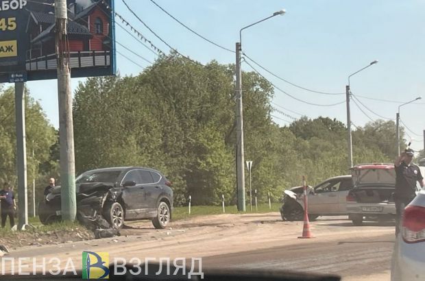 В Пензе образовалась пробка из-за ДТП на улице Чаадаева