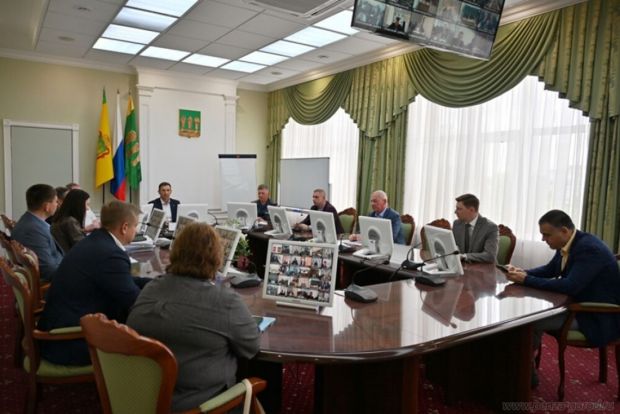 Денисов сообщил, что «последние звонки» в Пензе обошлись без происшествий