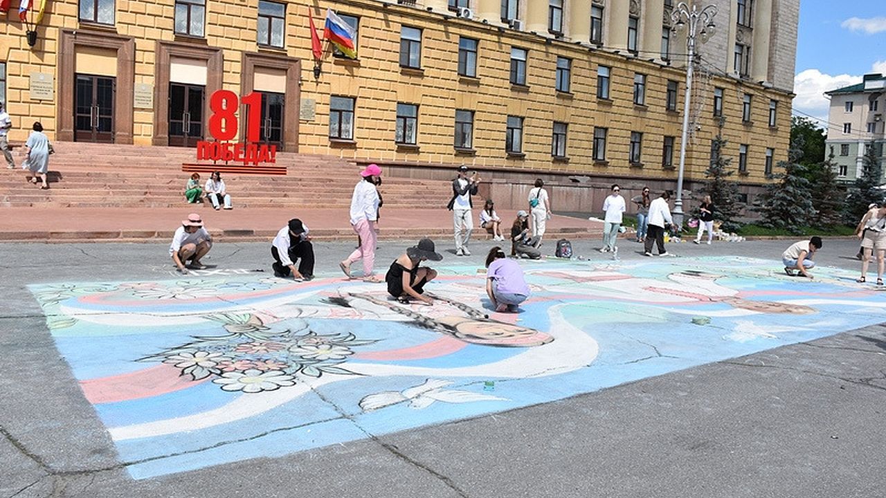 В центре Пензы 12 июня проходят литературный фестиваль и творческие акции