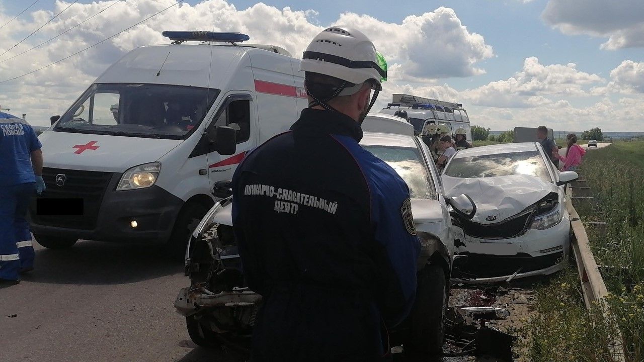 Спасатели рассказали о ДТП с пострадавшими под Пензой
