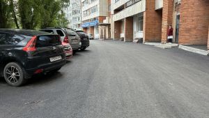 Мельниченко оценил качество ремонта дороги у дома №27 по улице 8 Марта в Пензе