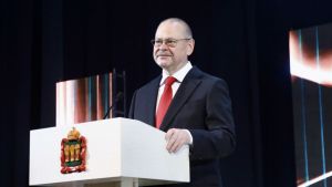 Губернатор Мельниченко назвал число стобалльных результатов на ЕГЭ в 2026 году