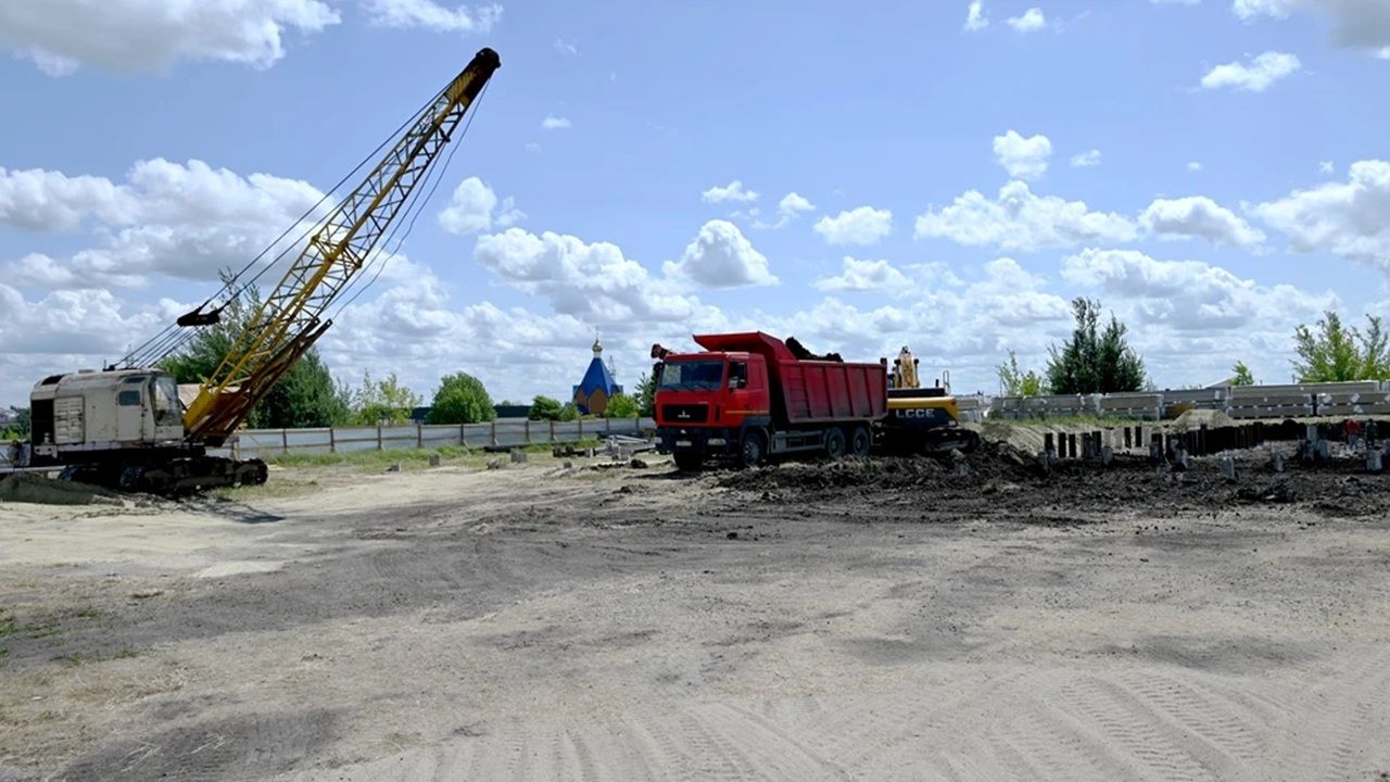 Олег Денисов рассказал о темпах строительства спортивных объектов в Пензе
