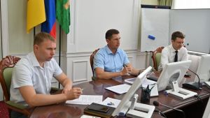 Денисов поручил нанести разметку на ул. 8 Марта в Пензе к следующей неделе