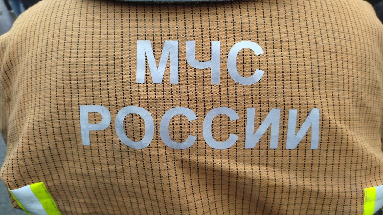 В Пензе в здании на ул. Маркина сгорели мансарда и кровля на площади 250 кв. м