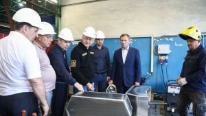 Олег Мельниченко поручил поддержать модернизацию Грабовского автозавода