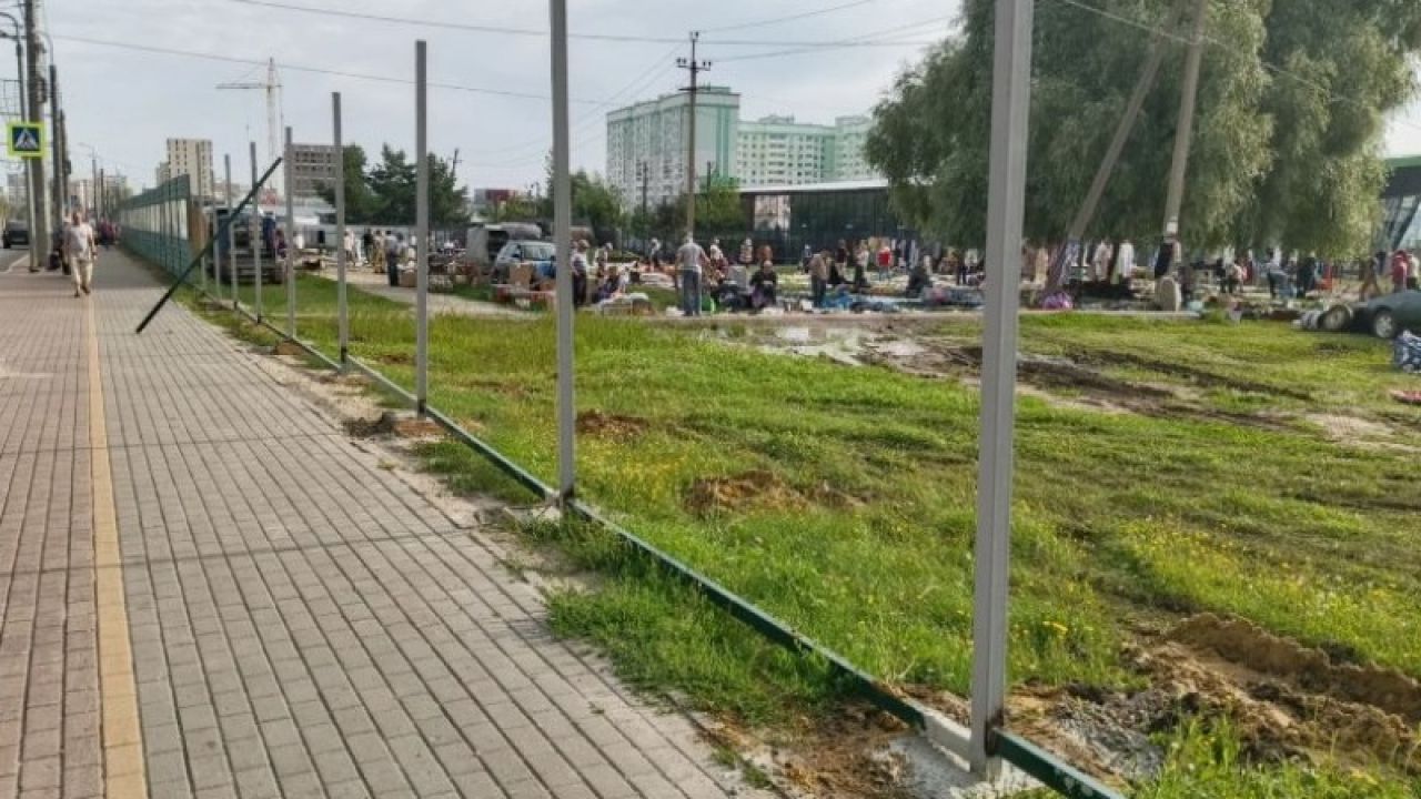 Блошиный рынок на ярмарке в Терновке решили огородить