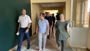 Казакова проверила ход ремонта школы №27 в Пензе