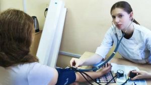 Мельниченко рассказал, как решается вопрос с дефицитом медицинских кадров