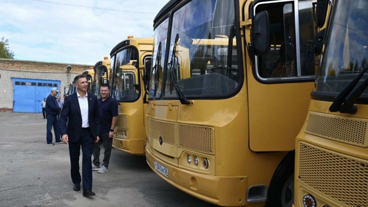 Глава Пензы оценил готовность школьных автобусов к 1 сентября