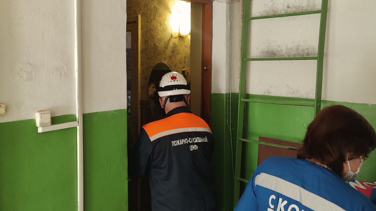 В квартире на ул. Володарского упавшая пензячка просила о помощи